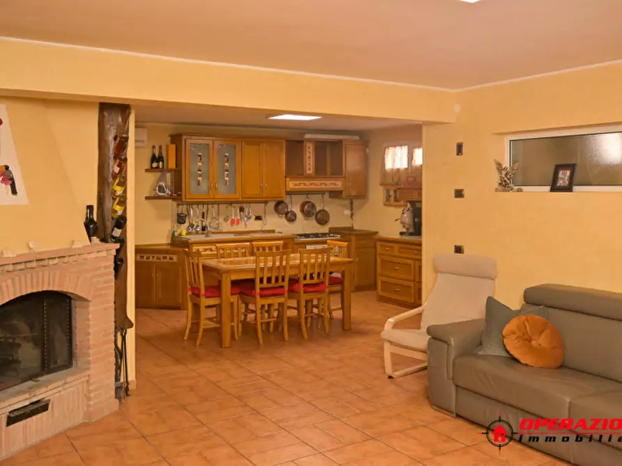 Immagine 49 di Villa in vendita  in via alfonso gallo a Roma