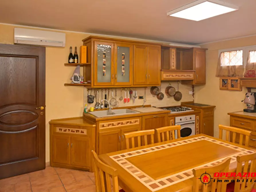 Immagine 50 di Villa in vendita  in via alfonso gallo a Roma