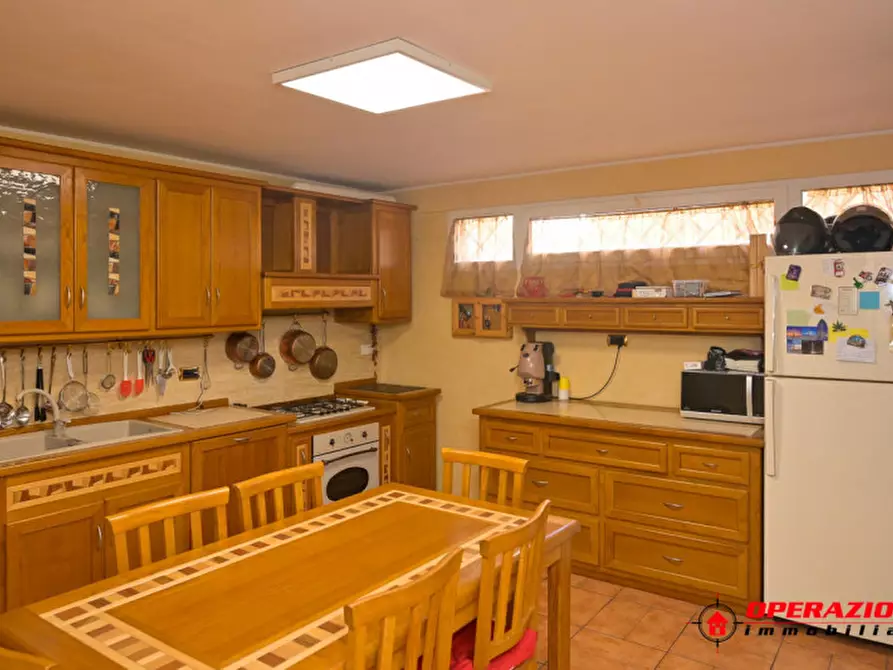 Immagine 52 di Villa in vendita  in via alfonso gallo a Roma