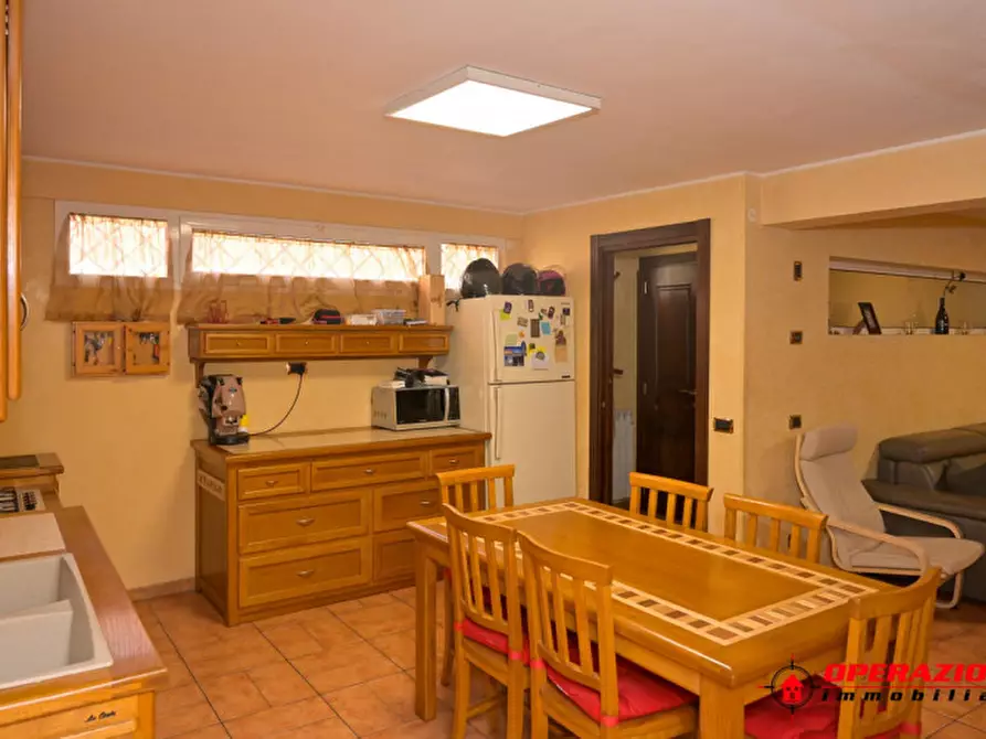 Immagine 53 di Villa in vendita  in via alfonso gallo a Roma