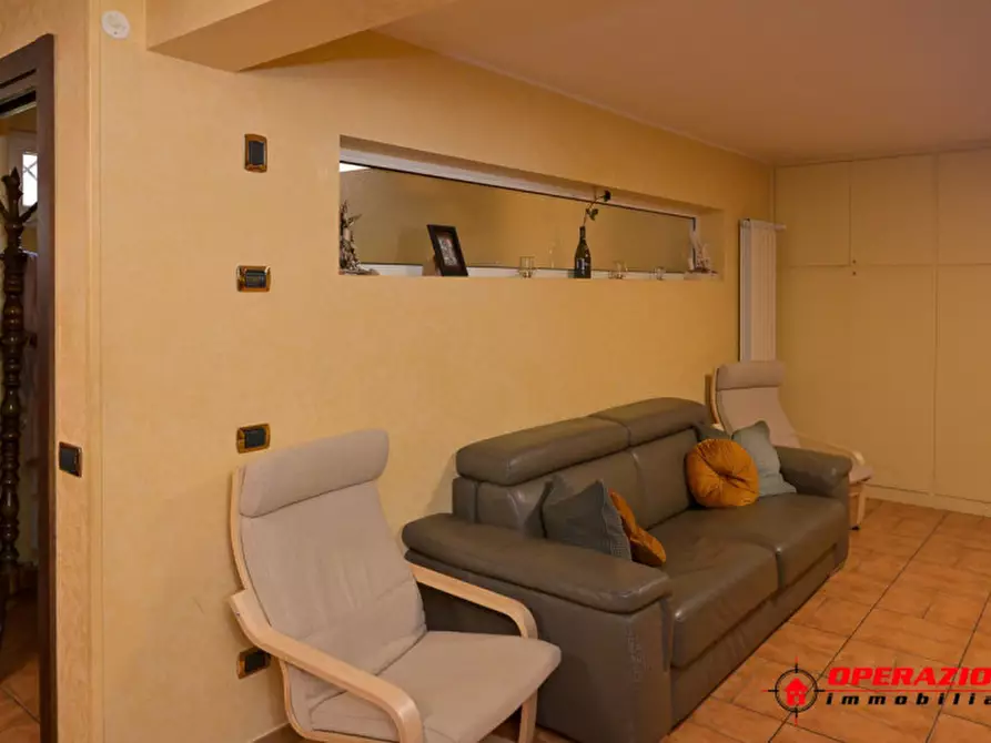 Immagine 57 di Villa in vendita  in via alfonso gallo a Roma