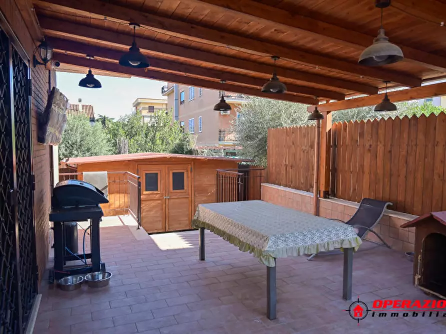 Immagine 59 di Villa in vendita  in via alfonso gallo a Roma