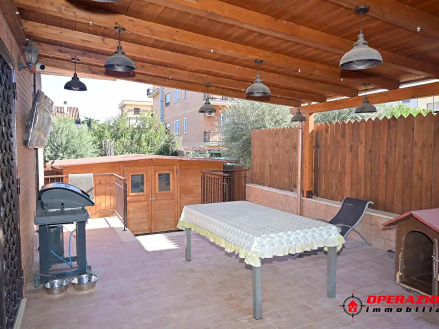 Immagine 60 di Villa in vendita  in via alfonso gallo a Roma