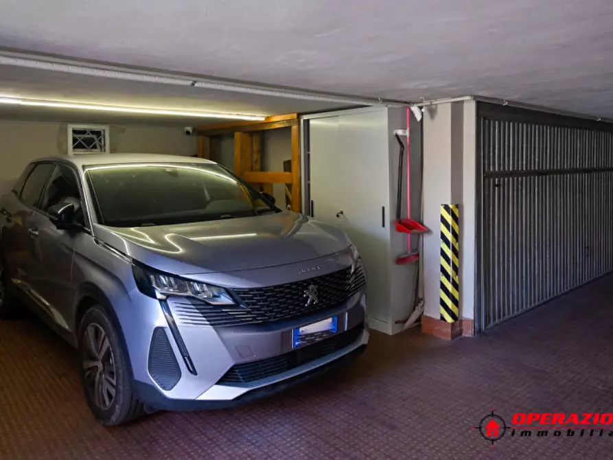 Immagine 69 di Villa in vendita  in via alfonso gallo a Roma