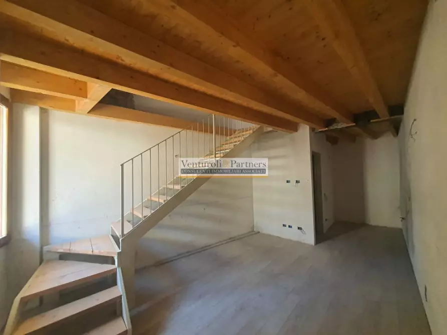 Immagine 2 di Appartamento in vendita  in Via Trento a Toscolano-Maderno