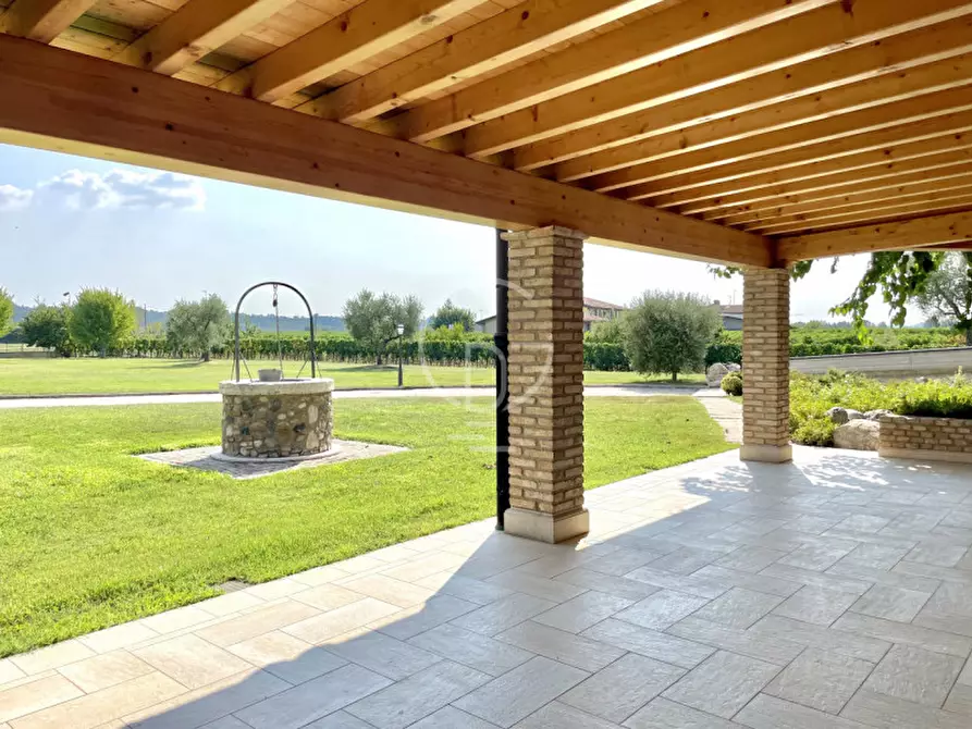 Immagine 6 di Villa in vendita  in Strada Santa Cristina a Peschiera Del Garda