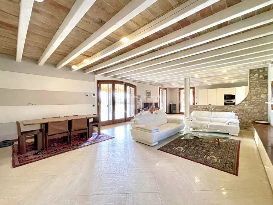 Immagine 22 di Villa in vendita  in Strada Santa Cristina a Peschiera Del Garda