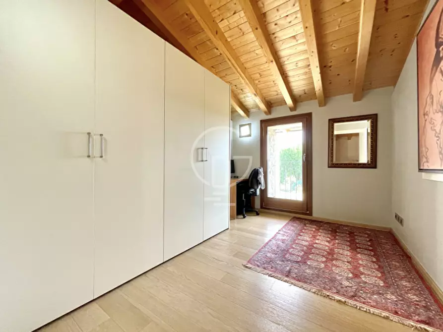 Immagine 32 di Villa in vendita  in Strada Santa Cristina a Peschiera Del Garda
