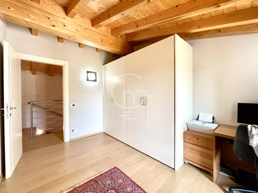 Immagine 33 di Villa in vendita  in Strada Santa Cristina a Peschiera Del Garda