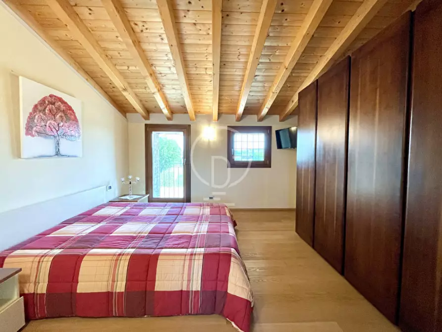 Immagine 34 di Villa in vendita  in Strada Santa Cristina a Peschiera Del Garda