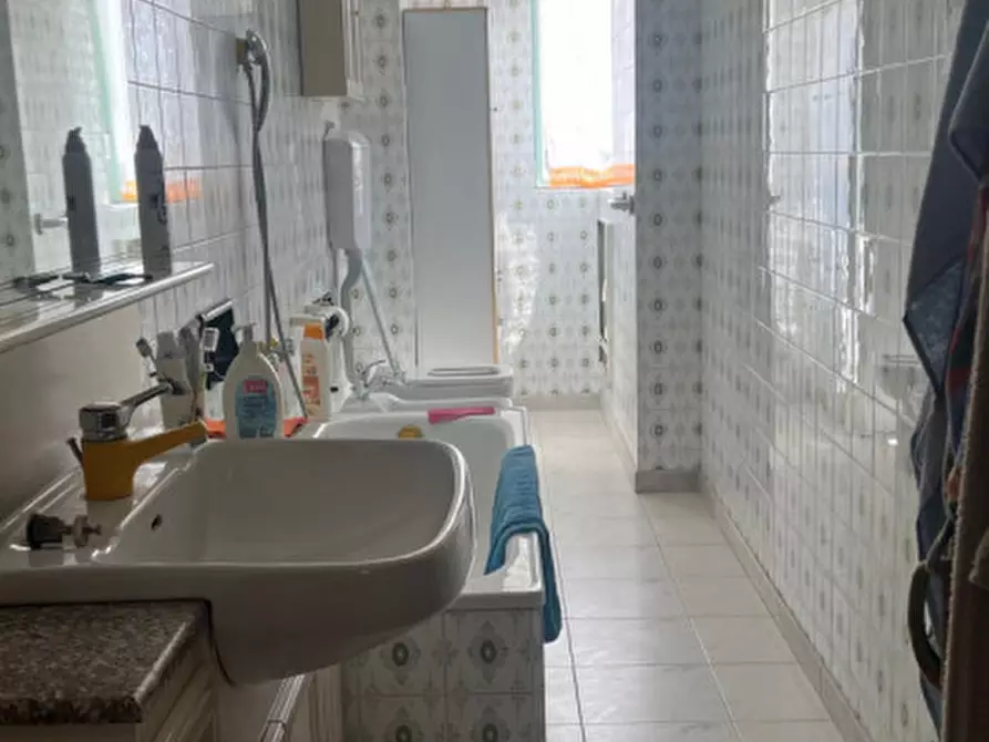 Immagine 20 di Appartamento in vendita  in via goethe a Bologna