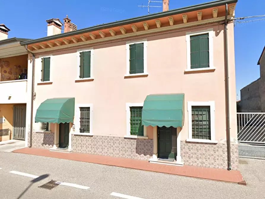 Immagine 1 di Palazzo in vendita  in VIA REGINA MARGHERITA N. 29 a Mozzecane