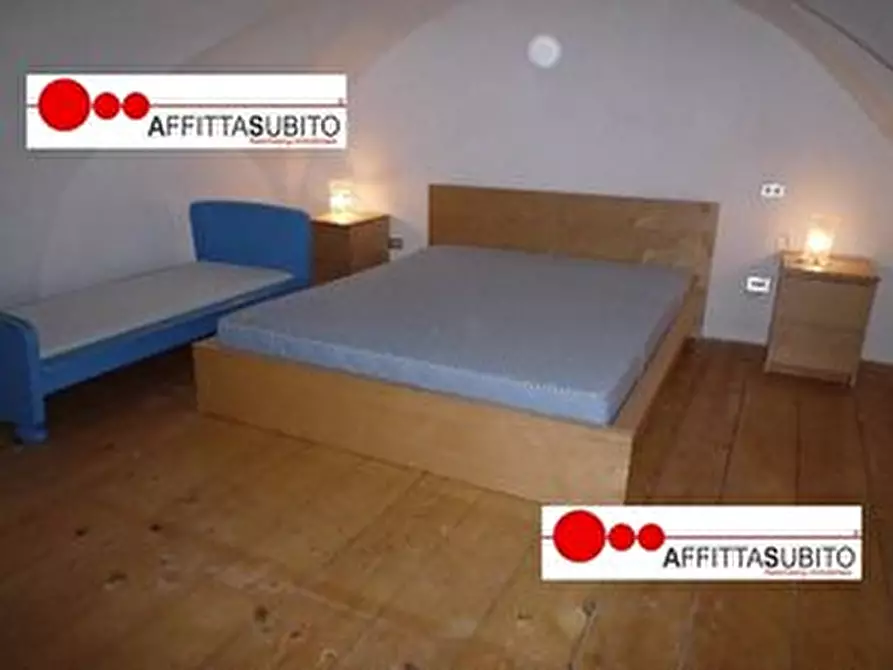 Immagine 1 di Appartamento in affitto  in Via Villari 22 a Napoli