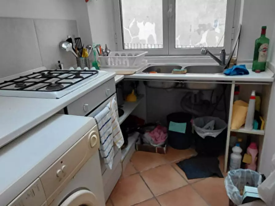 Immagine 7 di Appartamento in vendita  in Via Villari 22 a Napoli