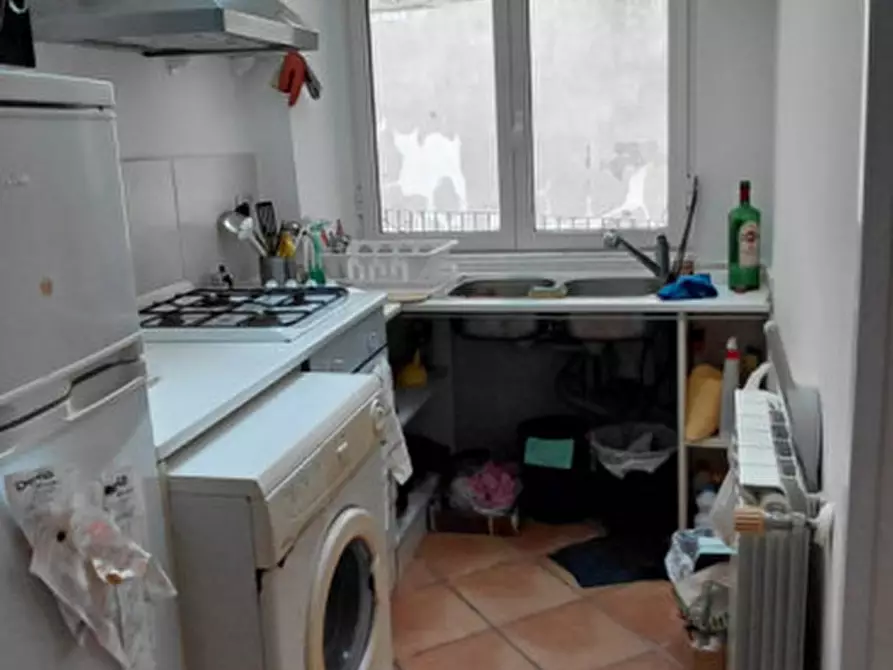 Immagine 11 di Appartamento in vendita  in Via Villari 22 a Napoli