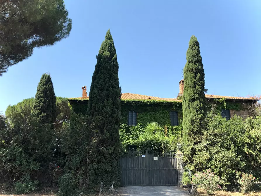 Immagine 2 di Villa in vendita  in Via di Fioranello a Roma