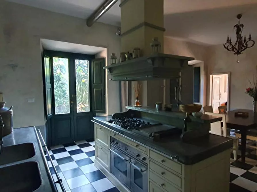 Immagine 5 di Villa in vendita  in Via di Fioranello a Roma