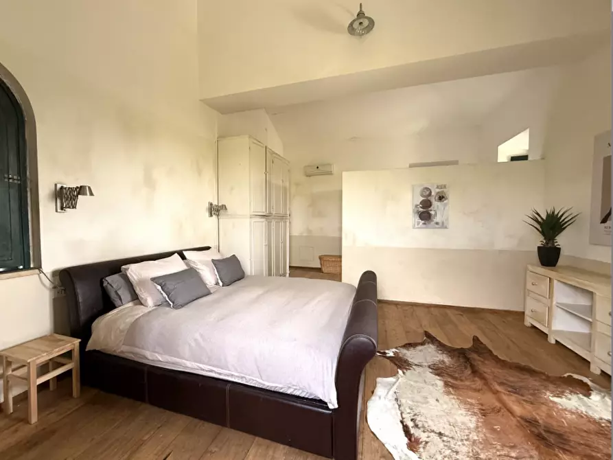 Immagine 37 di Villa in vendita  in Via di Fioranello a Roma