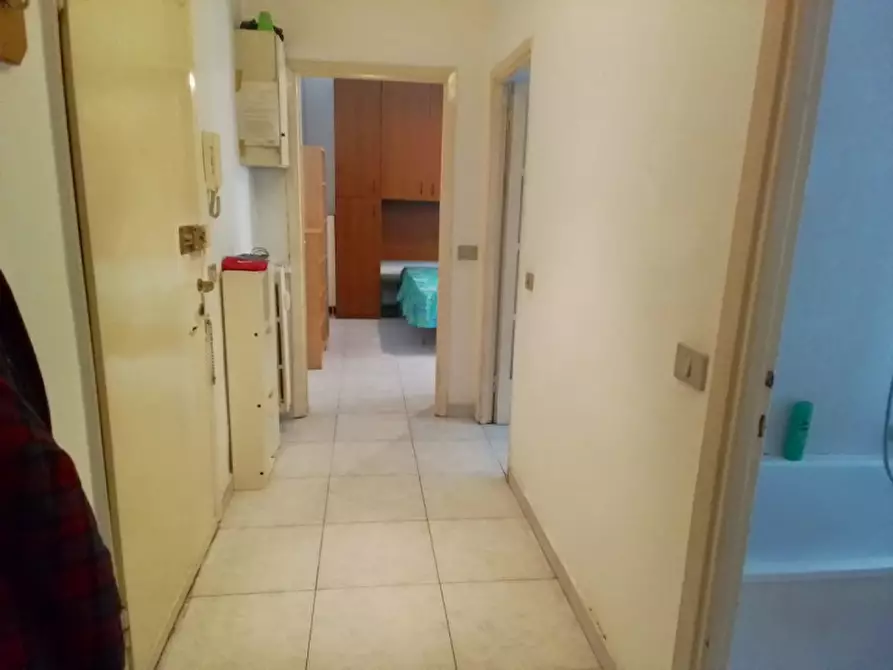 Immagine 8 di Camera in affitto  in via Ripamonti ang. via Chopin a Milano