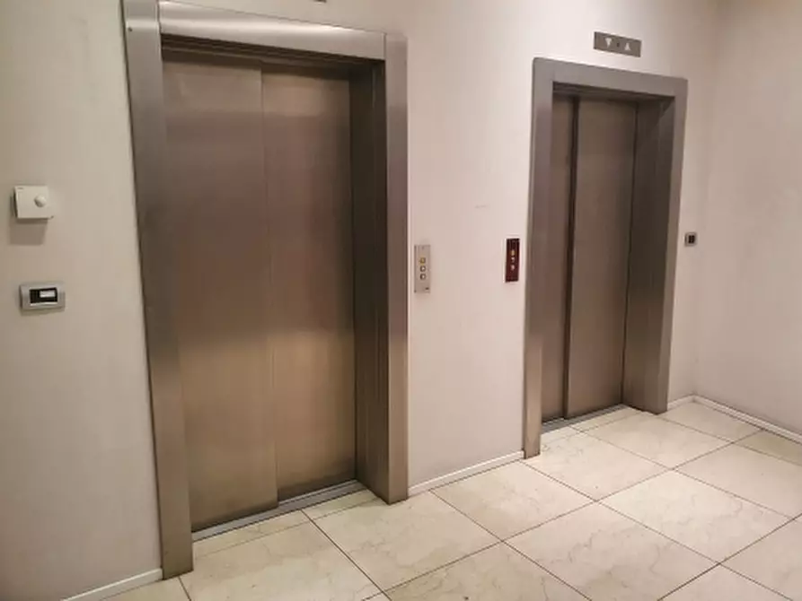 Immagine 11 di Ufficio in affitto  in Via Guglielmo Oberdan 140 a Brescia
