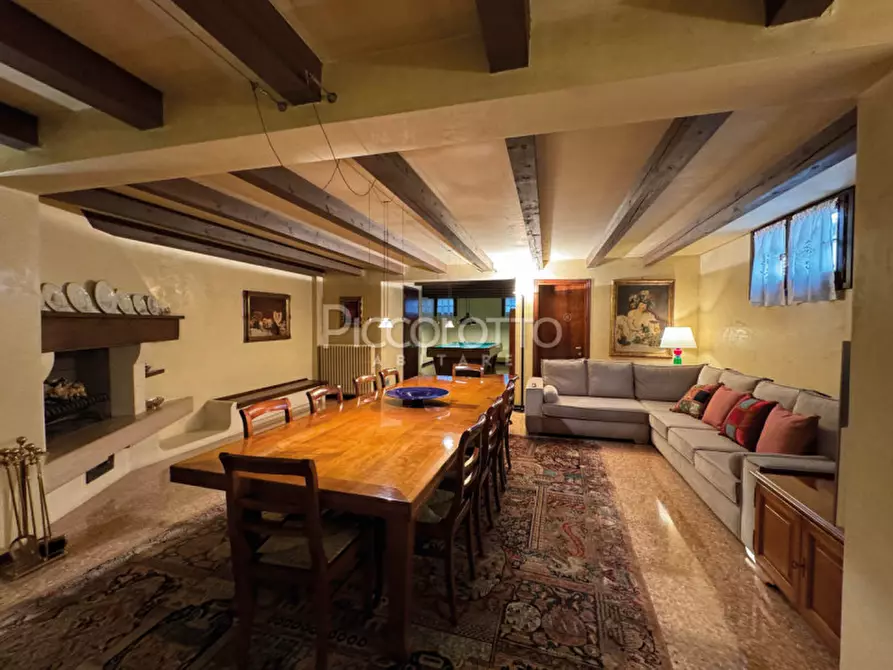 Immagine 14 di Villa in vendita  in via Meucci a Salzano