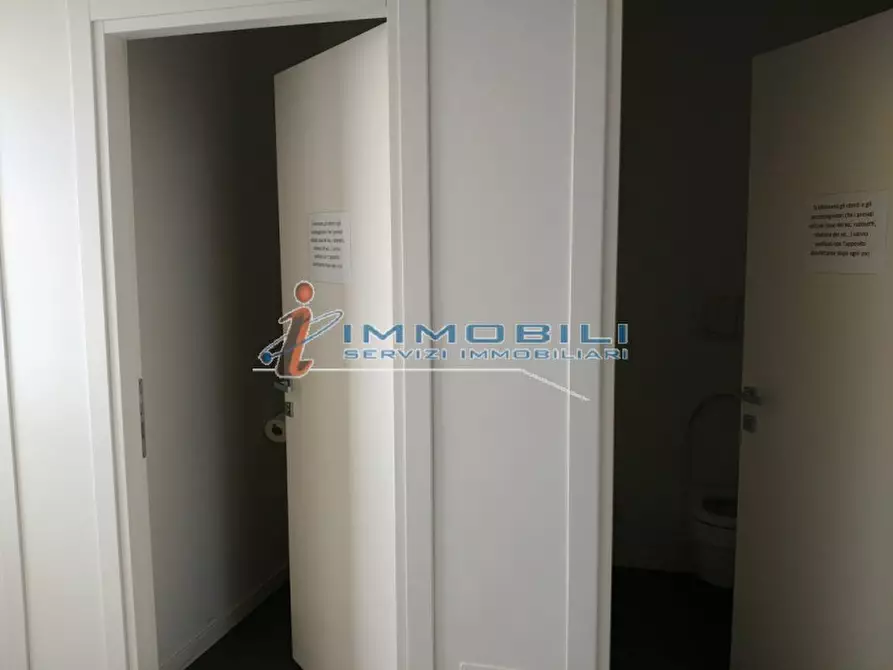 Immagine 10 di Ufficio in affitto  in VIA SCHIEVANO ENRICO a Milano