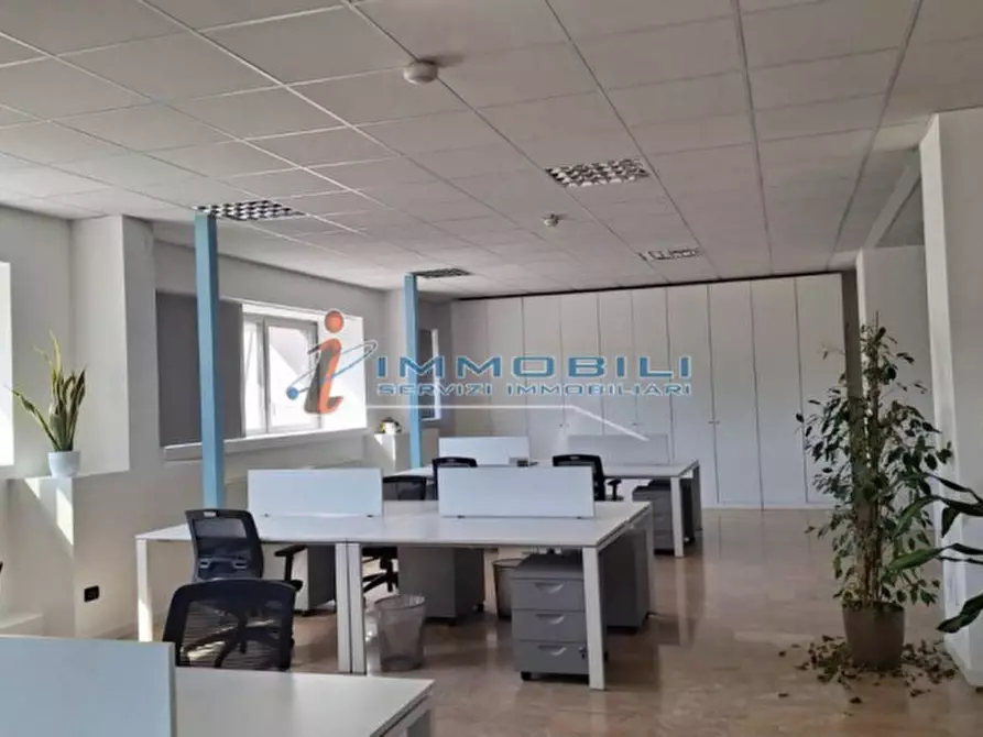 Immagine 13 di Ufficio in affitto  in VIA SCHIEVANO ENRICO a Milano