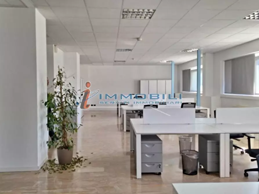 Immagine 19 di Ufficio in affitto  in VIA SCHIEVANO ENRICO a Milano