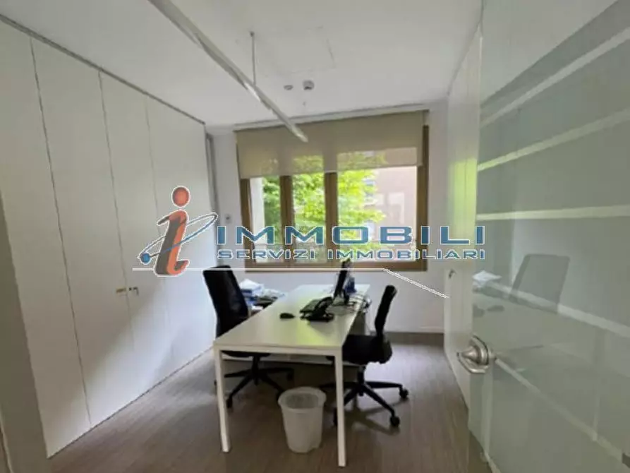 Immagine 6 di Ufficio in affitto  in VIA SANTANDER a Milano