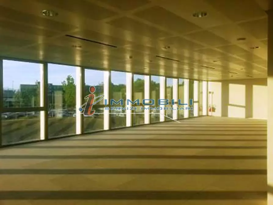 Immagine 15 di Ufficio in affitto  in VIA MONDADORI a Segrate