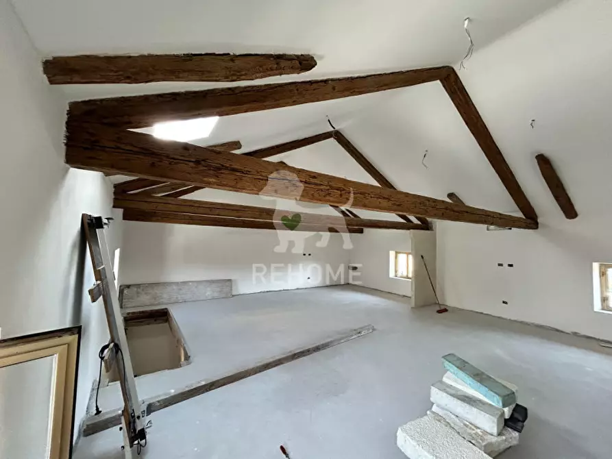 Immagine 9 di Rustico / casale in vendita  in Via Europa Unita 5 a Basiliano