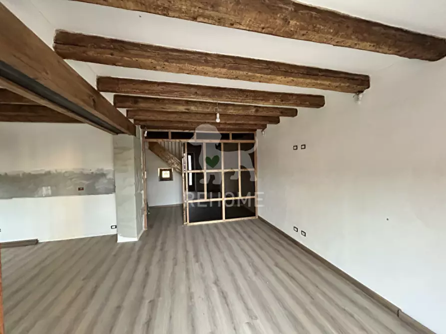 Immagine 9 di Rustico / casale in vendita  in Via Europa Unita 5 a Basiliano