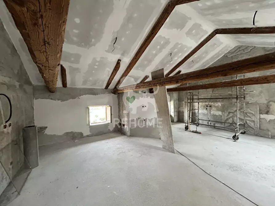 Immagine 11 di Rustico / casale in vendita  in Via Europa Unita 5 a Basiliano