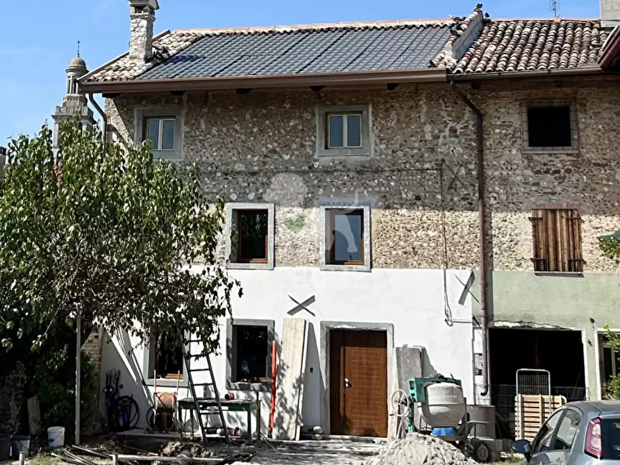 Immagine 12 di Rustico / casale in vendita  in Via Europa Unita 5 a Basiliano