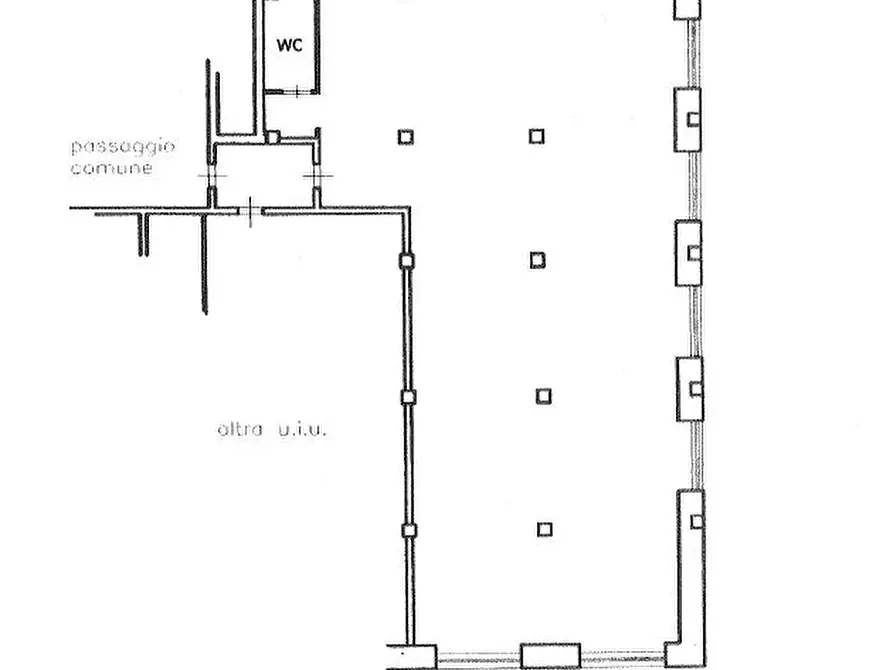 Immagine 14 di Ufficio in vendita  in Via Ferrante Imparato a Napoli