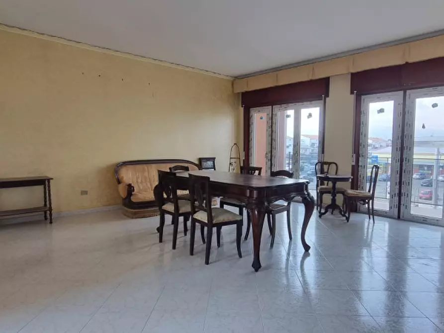 Immagine 3 di Appartamento in vendita  in VIA ACQUEVIOLE a Milazzo