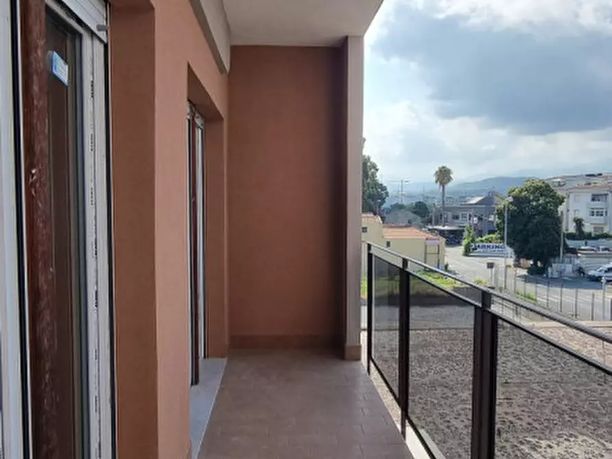 Immagine 7 di Appartamento in vendita  in VIA ACQUEVIOLE a Milazzo