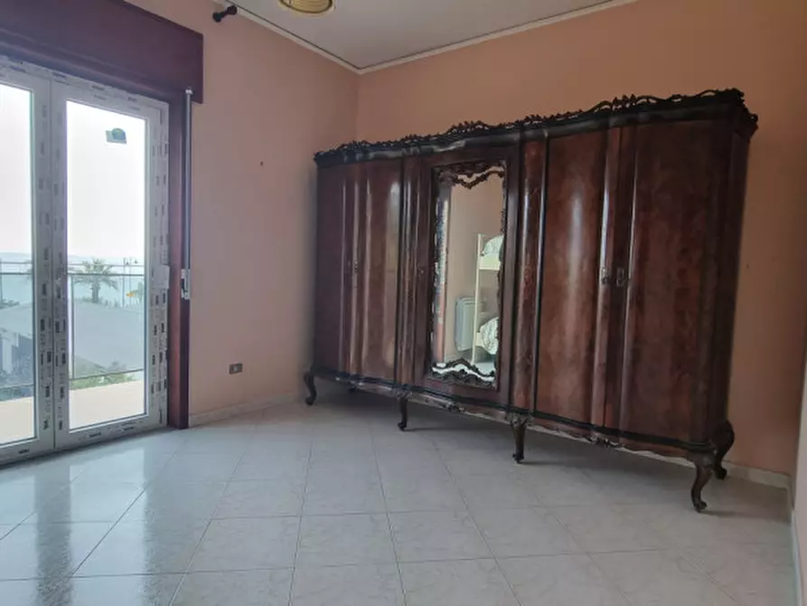 Immagine 14 di Appartamento in vendita  in VIA ACQUEVIOLE a Milazzo