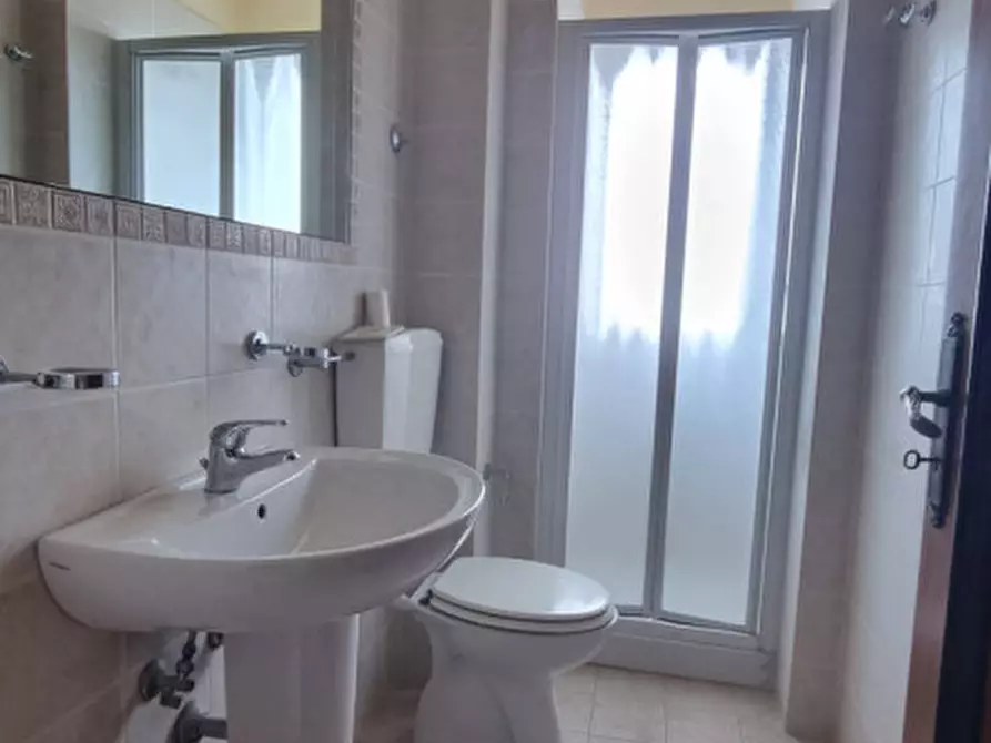 Immagine 18 di Appartamento in vendita  in VIA ACQUEVIOLE a Milazzo