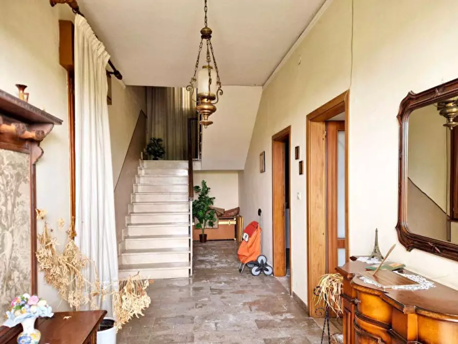 Immagine 2 di Posto auto in vendita  in Riviera Giacomo Matteotti, N. 281 a Badia Polesine