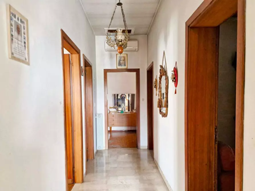 Immagine 10 di Posto auto in vendita  in Riviera Giacomo Matteotti, N. 281 a Badia Polesine