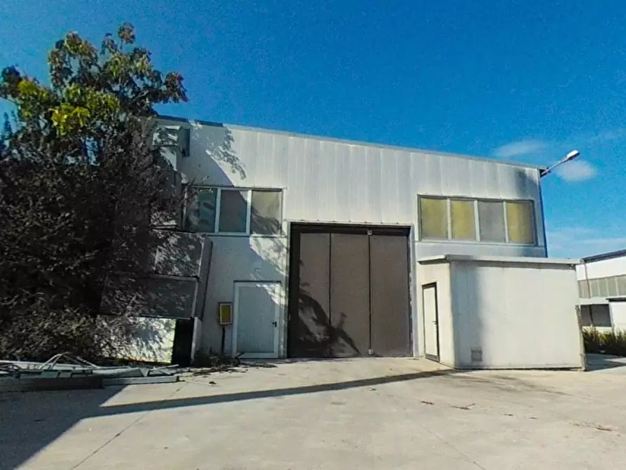 Immagine 15 di Capannone industriale in vendita  in Via Marinucci, N. 19 a Recanati