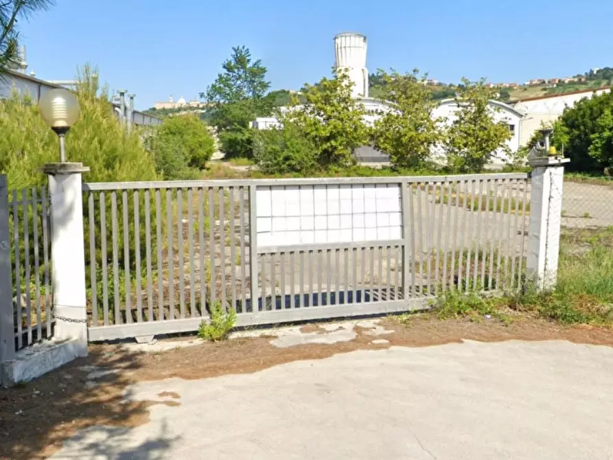 Immagine 10 di Terreno in vendita  in Via Marinucci, N. Snc a Recanati