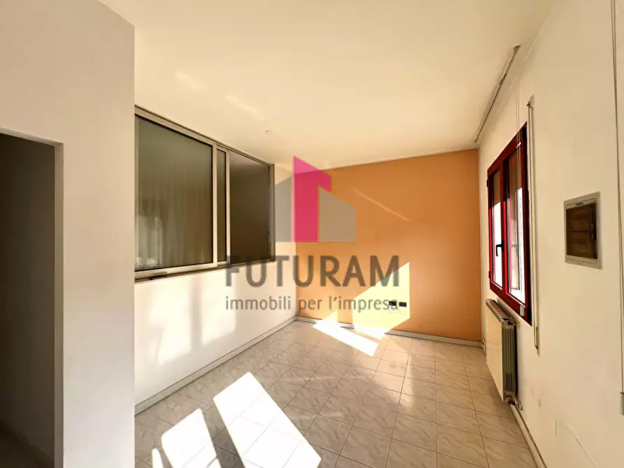 Immagine 4 di Ufficio in affitto  in VIA DEGLI ACERI a Sarcedo