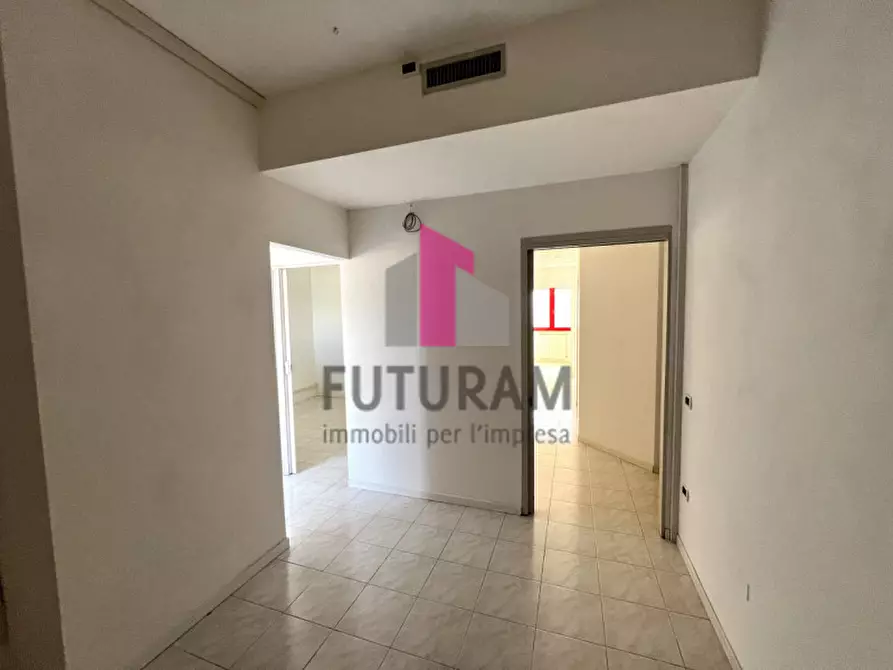 Immagine 12 di Ufficio in affitto  in VIA DEGLI ACERI a Sarcedo