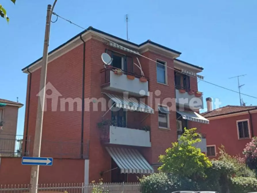 Immagine 2 di Appartamento in vendita  in Via Vermena a Bologna