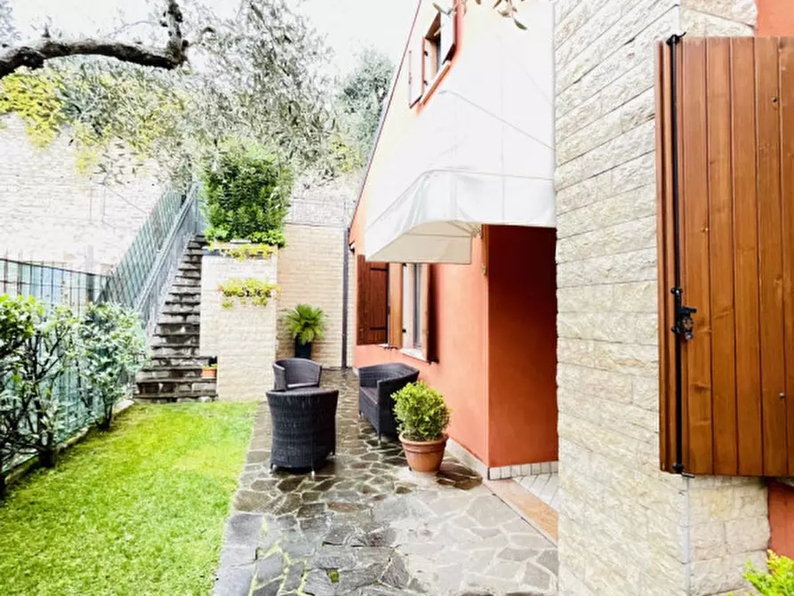 Immagine 49 di Villetta a schiera in vendita  in Via Fossà a Cavaion Veronese