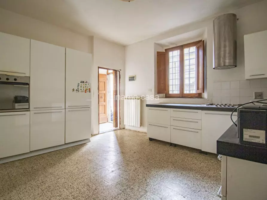 Immagine 3 di Casa indipendente in vendita  a Carmignano