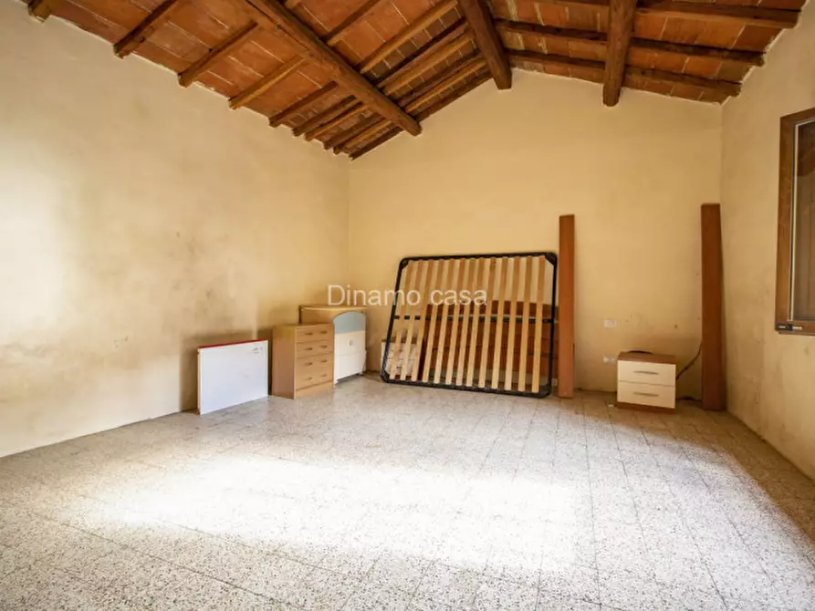 Immagine 14 di Casa indipendente in vendita  a Carmignano