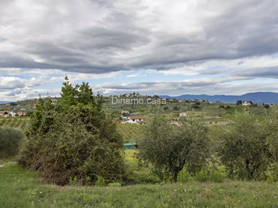 Immagine 17 di Casa indipendente in vendita  a Carmignano